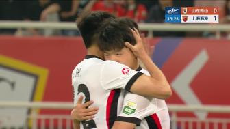 泰山主场遭残阵海港逼平 近4轮仅1胜 杨希处子球克雷桑神仙球救主