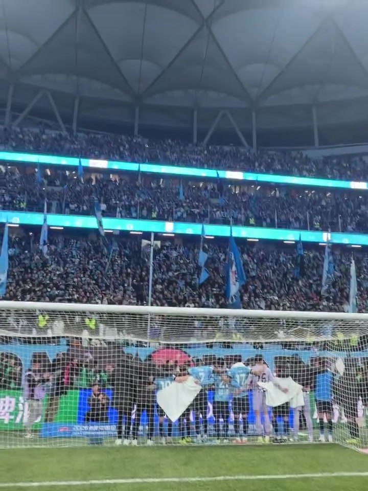 斯坦丘社媒感叹大连主场 61653人见证英博绝杀