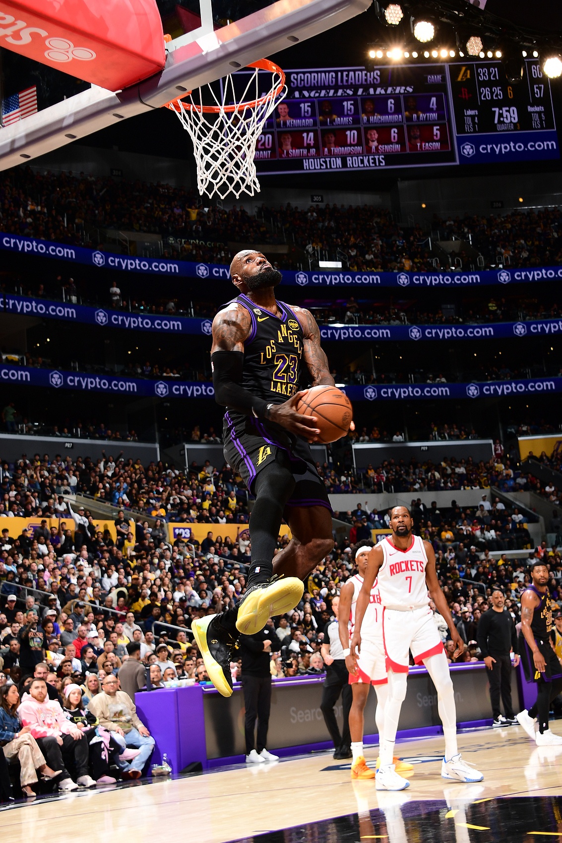 詹姆斯：2-0领先无意义，G3才是关键