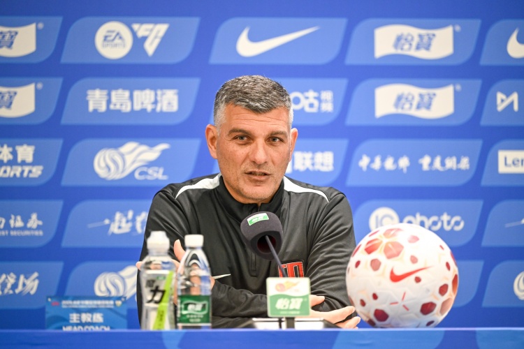 澳系教练中超冰火两重天：阿洛伊西兄弟一骑绝尘，三人陷泥潭