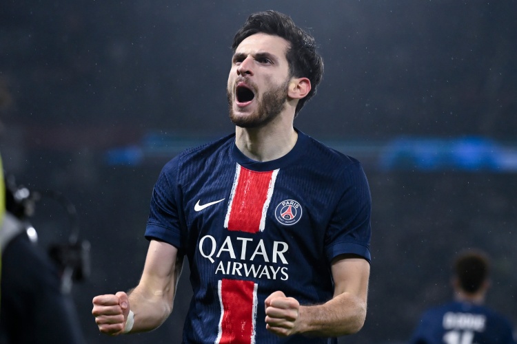 克瓦拉茨赫利亚单季欧冠10球5助攻 比肩梅西C罗等5人