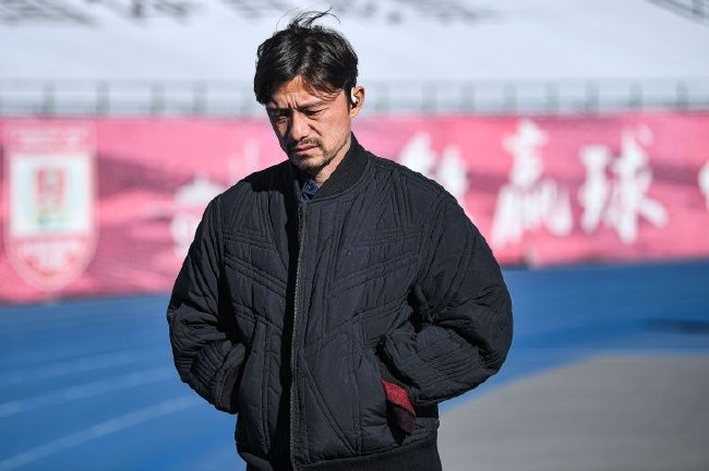 谢晖亚泰13个月:高开低走,口无遮拦下课 谢晖亚泰13个月:高开低走,口无遮拦下课
