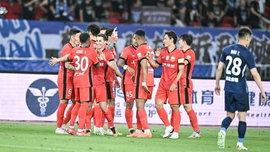 防线中轴尽毁仍客场奏凯 海港2-0三镇靠的不仅是运气 防线中轴尽毁仍客场奏凯 海港2-0三镇靠的不仅是运气