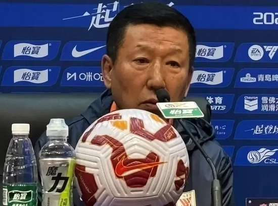 崔康熙证实张弛无缘战深圳 吴兴涵刘彬彬合练复出在即 崔康熙证实张弛无缘战深圳 吴兴涵刘彬彬合练复出在即