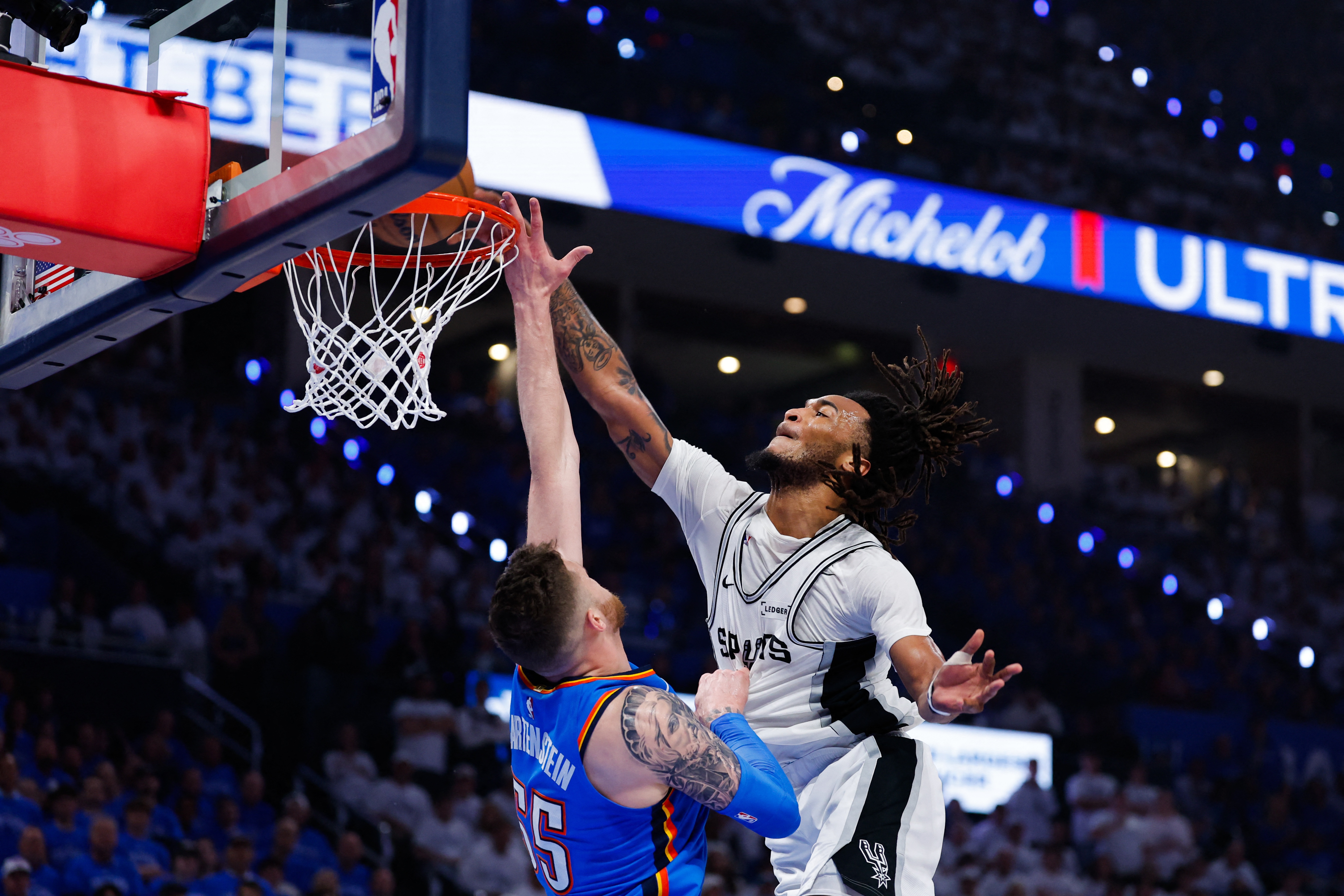 马刺雷霆G3：ESPN预测主胜53.3% 福克斯哈珀出战成疑