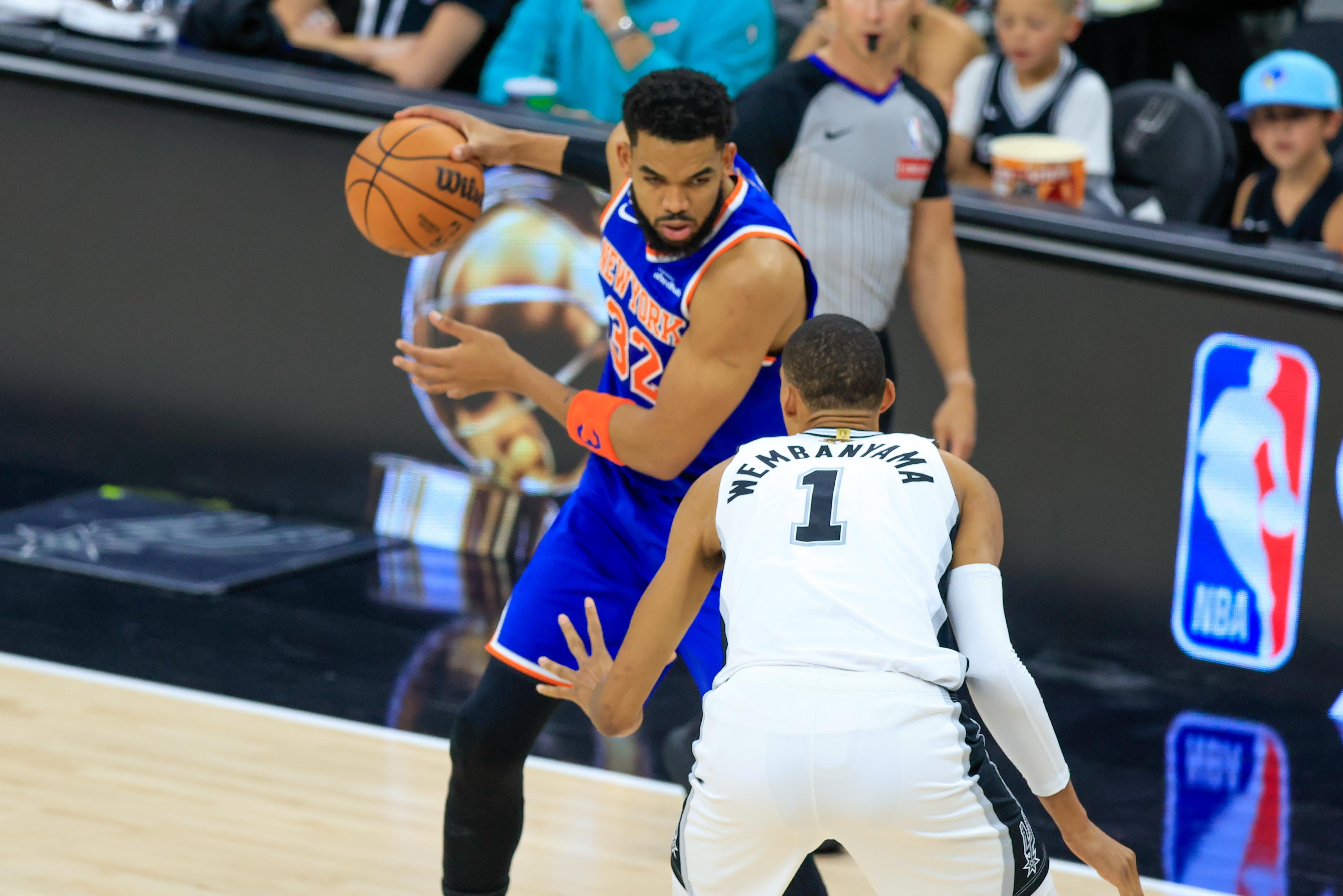卡梅隆·约翰逊：唐斯12中8高效21+13 是我心中的FMVP
